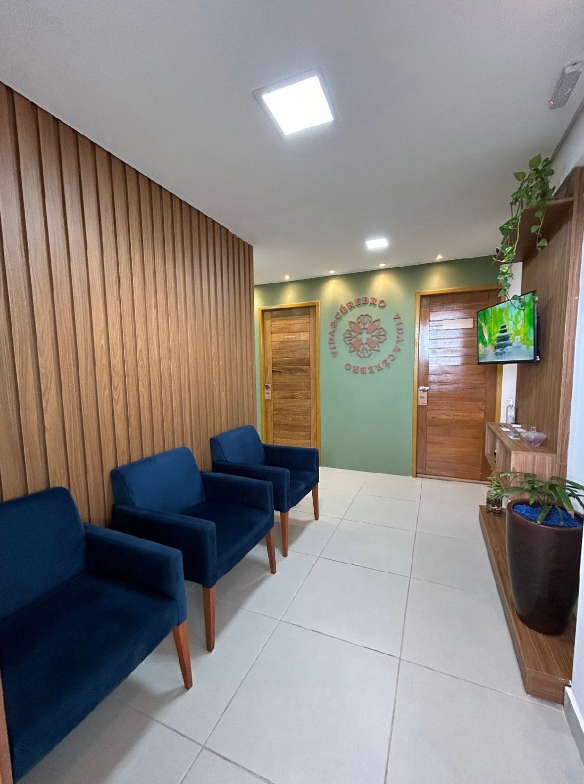 WhatsApp Image 2025-01-20 at 10.46.12 (1)